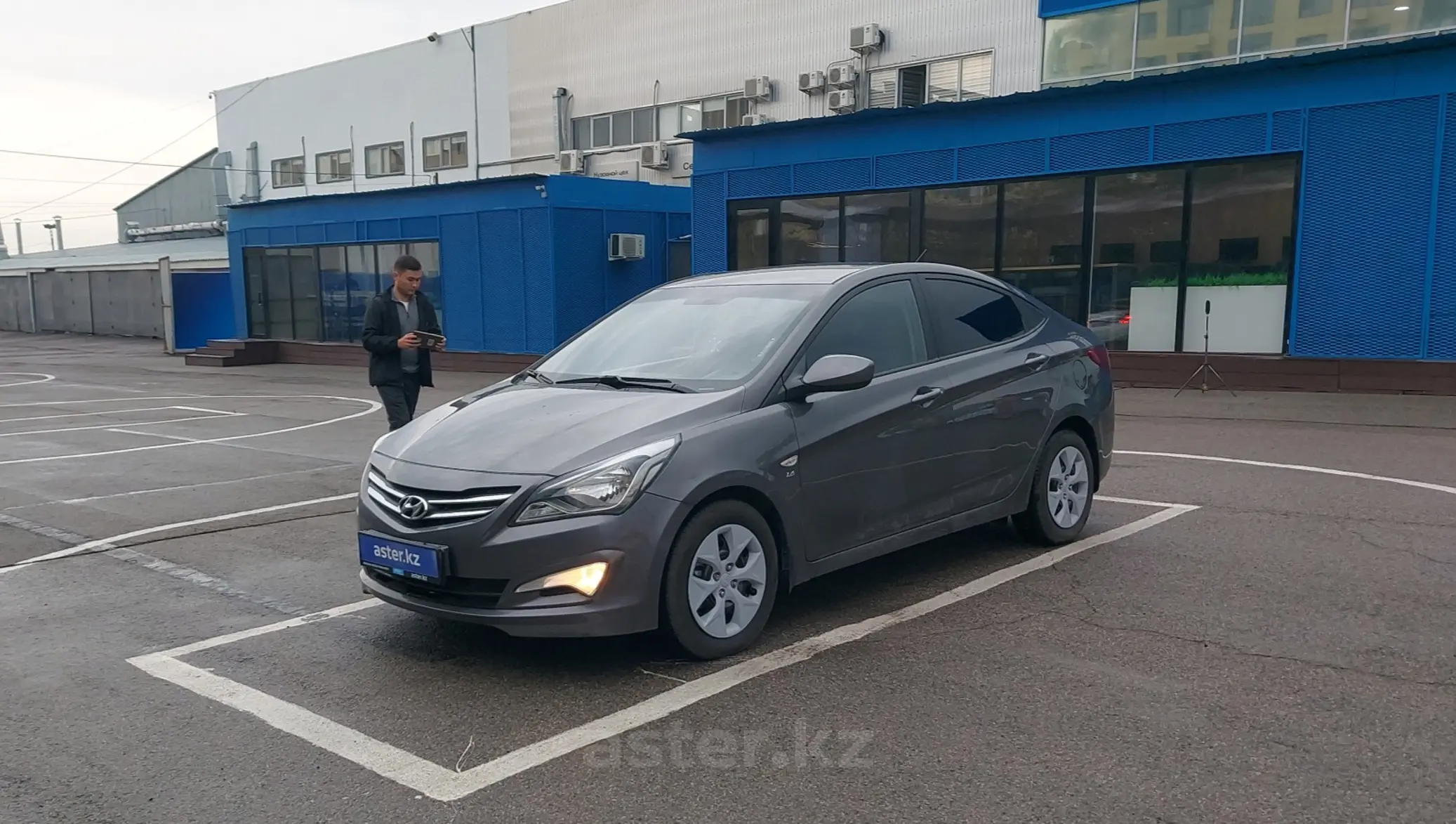 Hyundai Solaris 2014