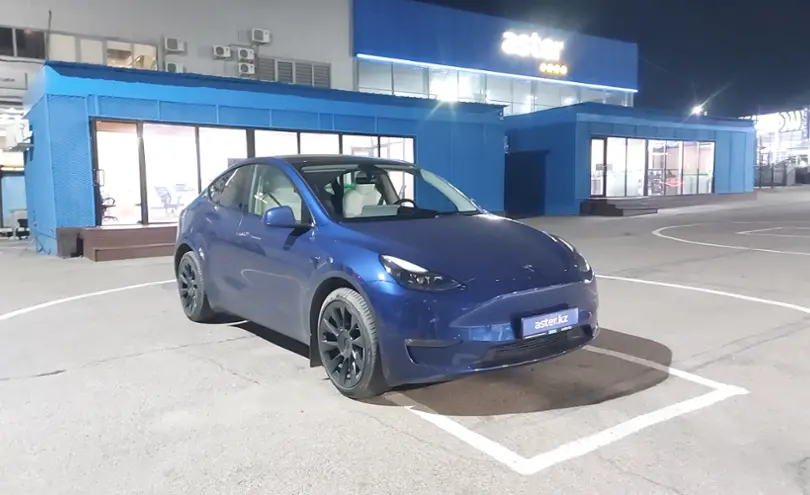 Tesla Model Y 2022 года за 19 000 000 тг. в Алматы