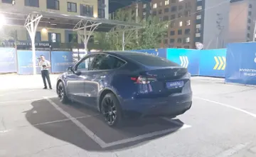Tesla Model Y 2022 года за 19 000 000 тг. в Алматы фото 4