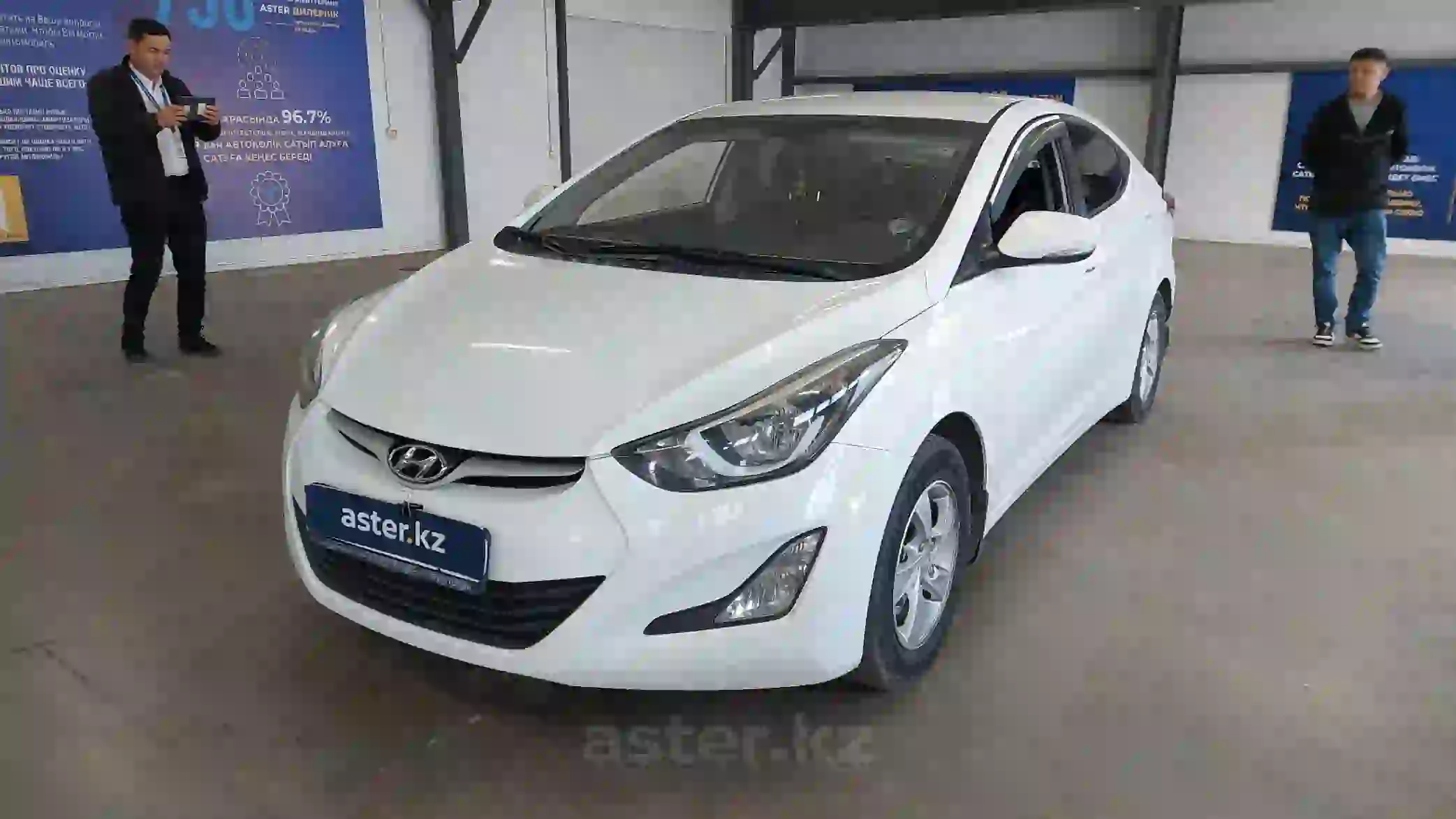 Hyundai Elantra 2016