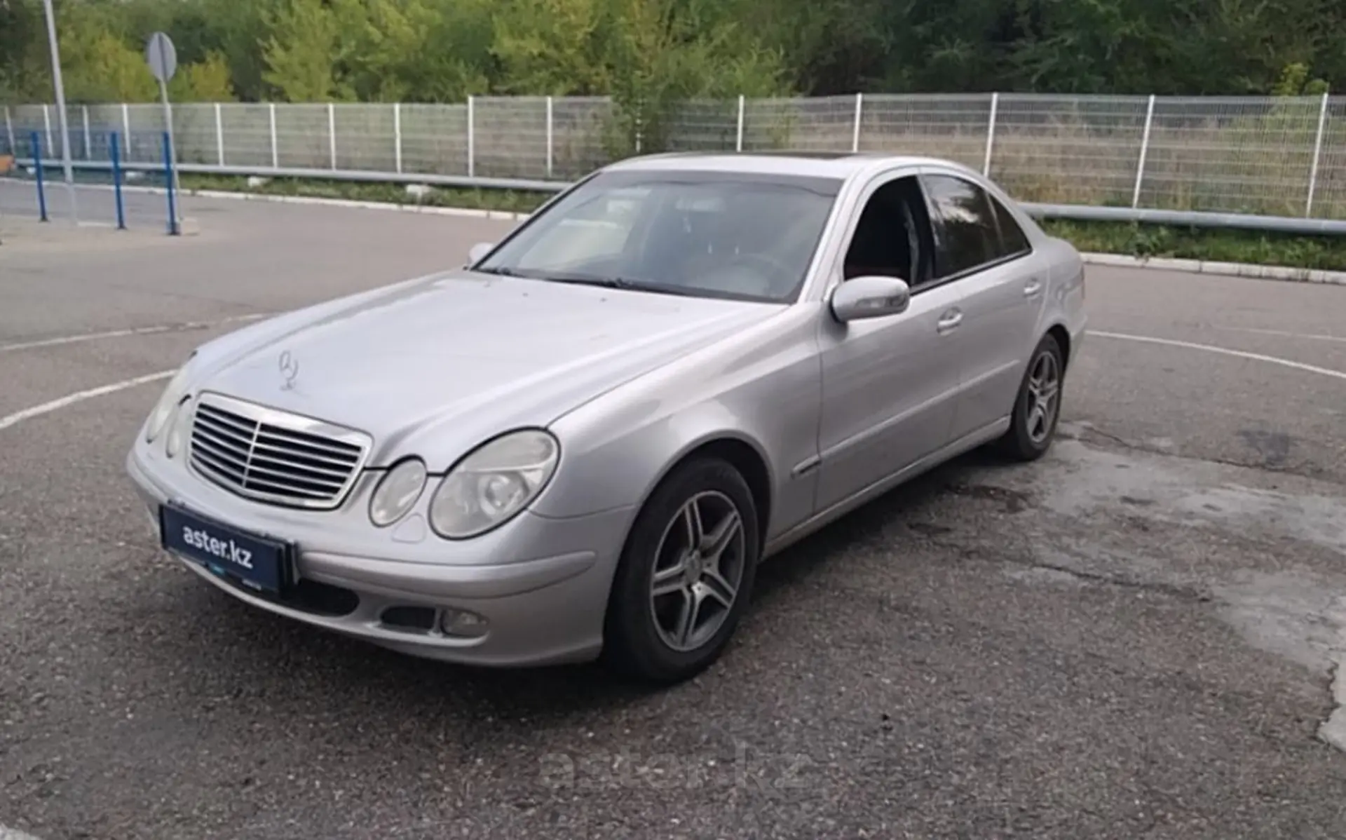 Mercedes-Benz E-Класс 2002