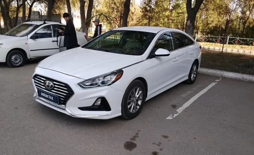 Hyundai Sonata 2017 года за 8 000 000 тг. в Актобе