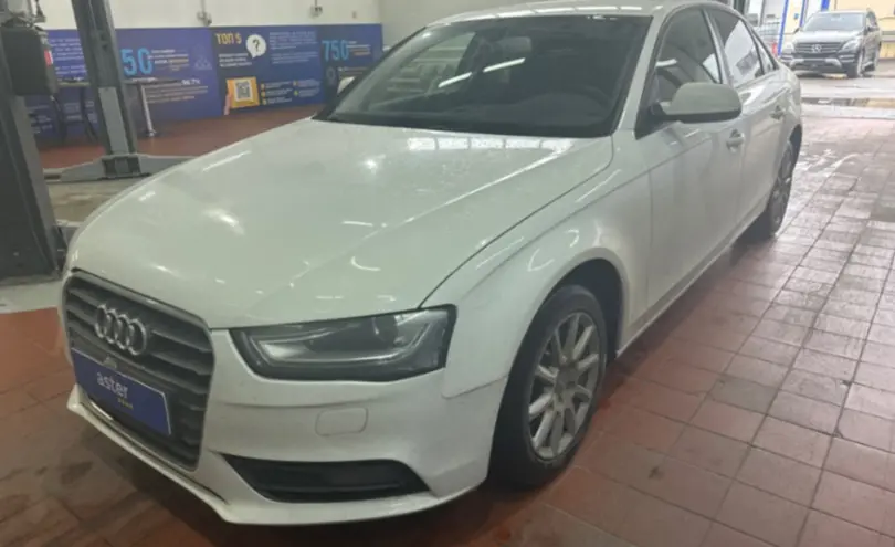 Audi A4 2014 года за 7 000 000 тг. в Астана