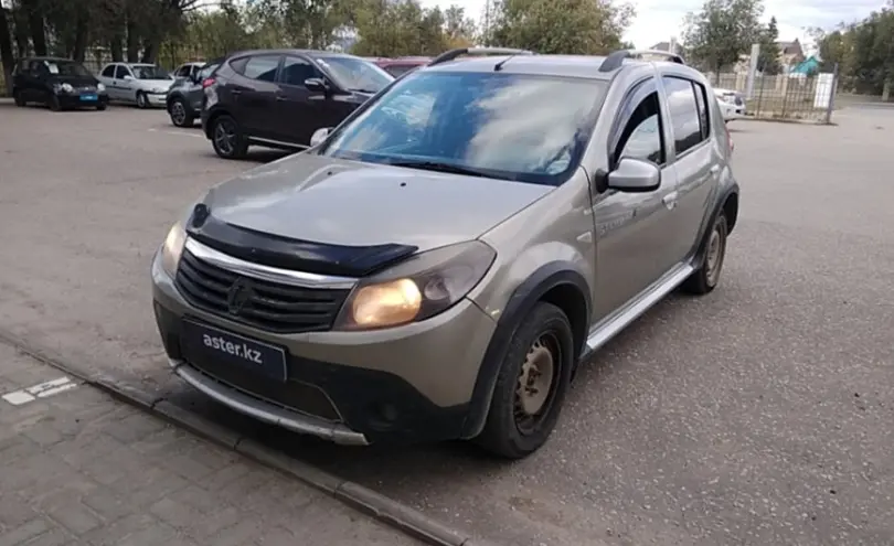 Renault Sandero 2014 года за 4 000 000 тг. в Актобе