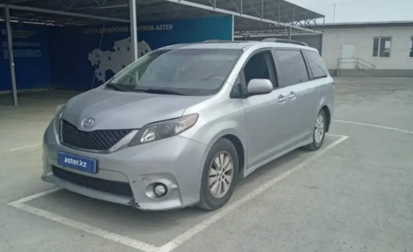 Toyota Sienna 2014 года за 14 500 000 тг. в Кызылорда