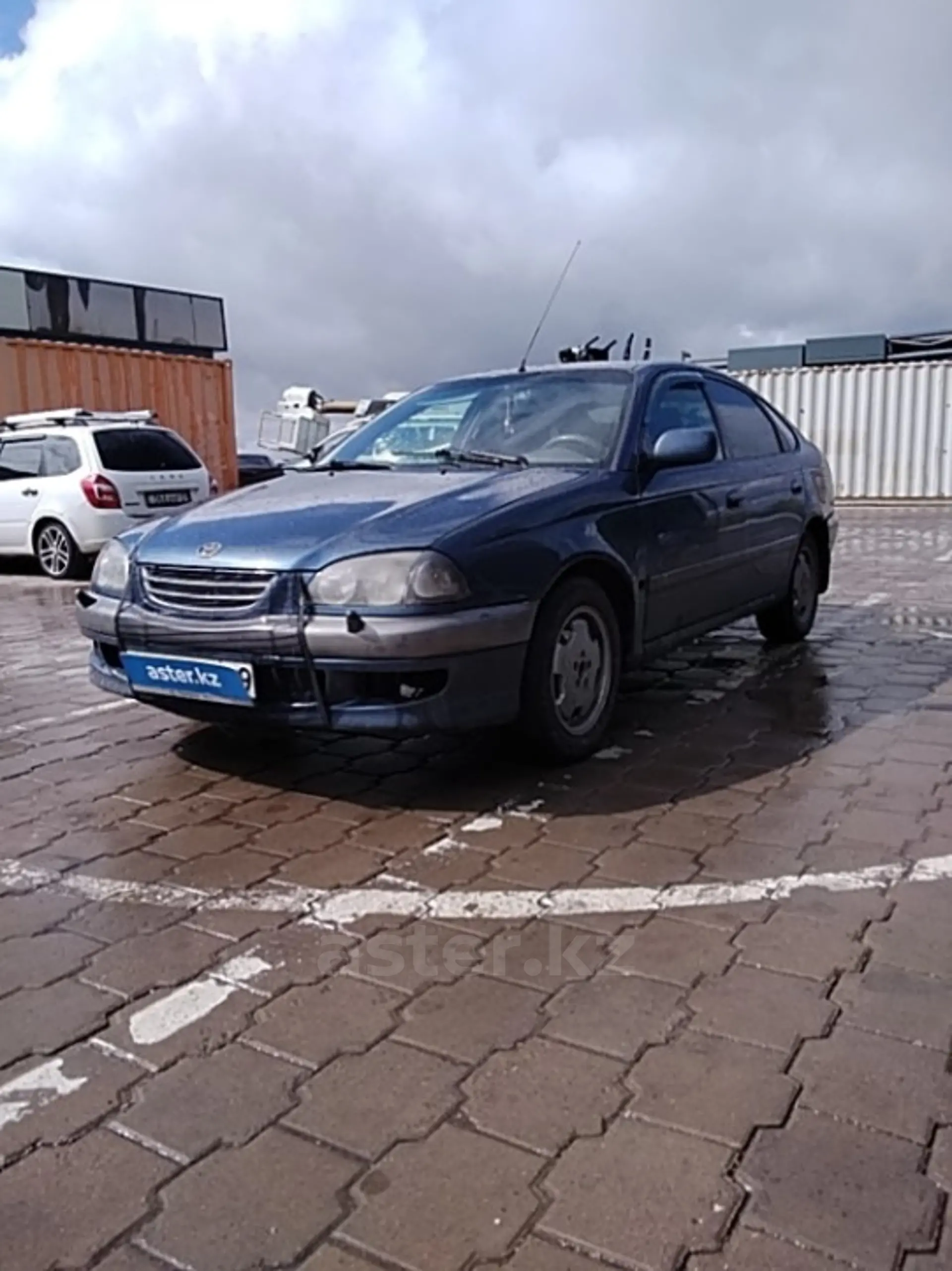 Toyota Avensis 1999