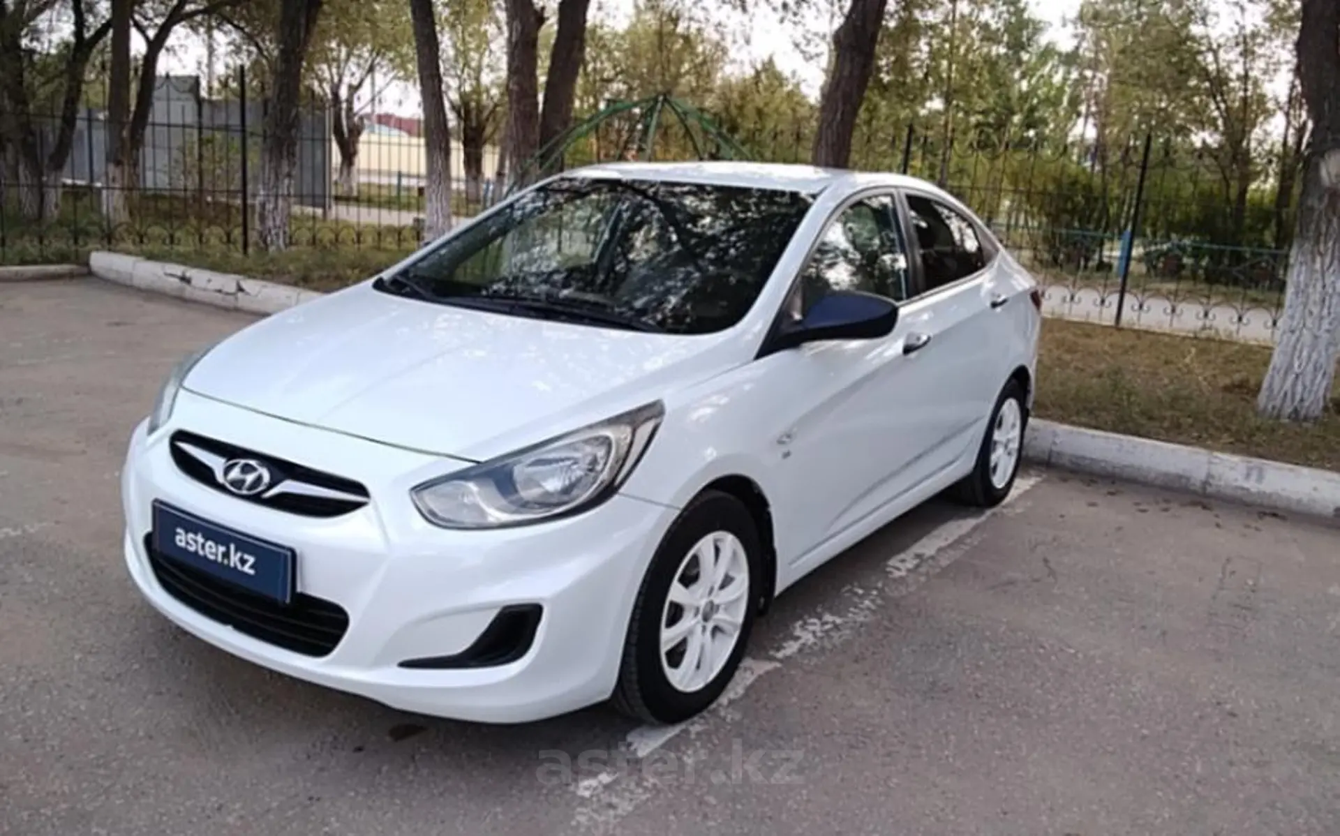 Hyundai Accent 2012