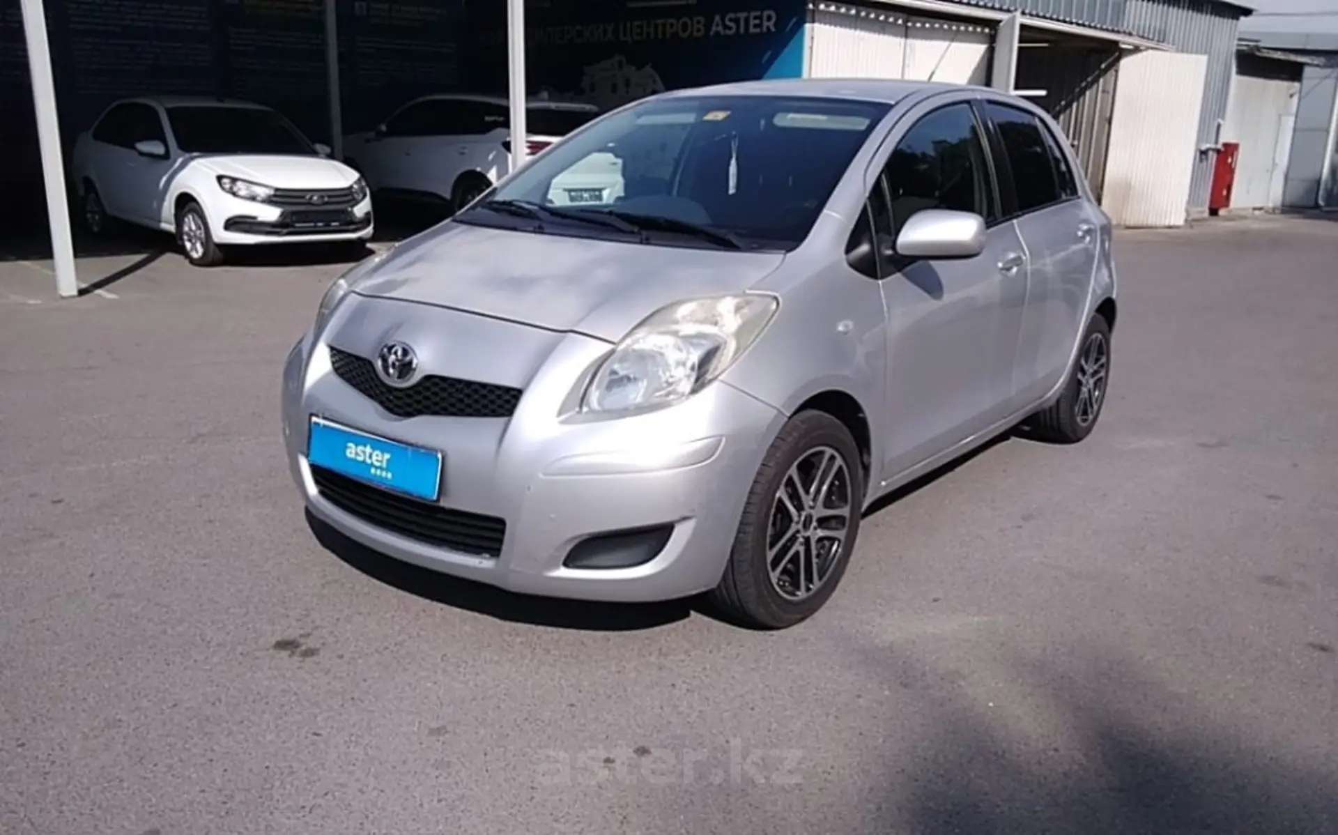 Toyota Yaris 2011