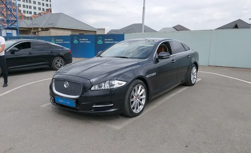 Jaguar XJ 2012 года за 12 000 000 тг. в Шымкент