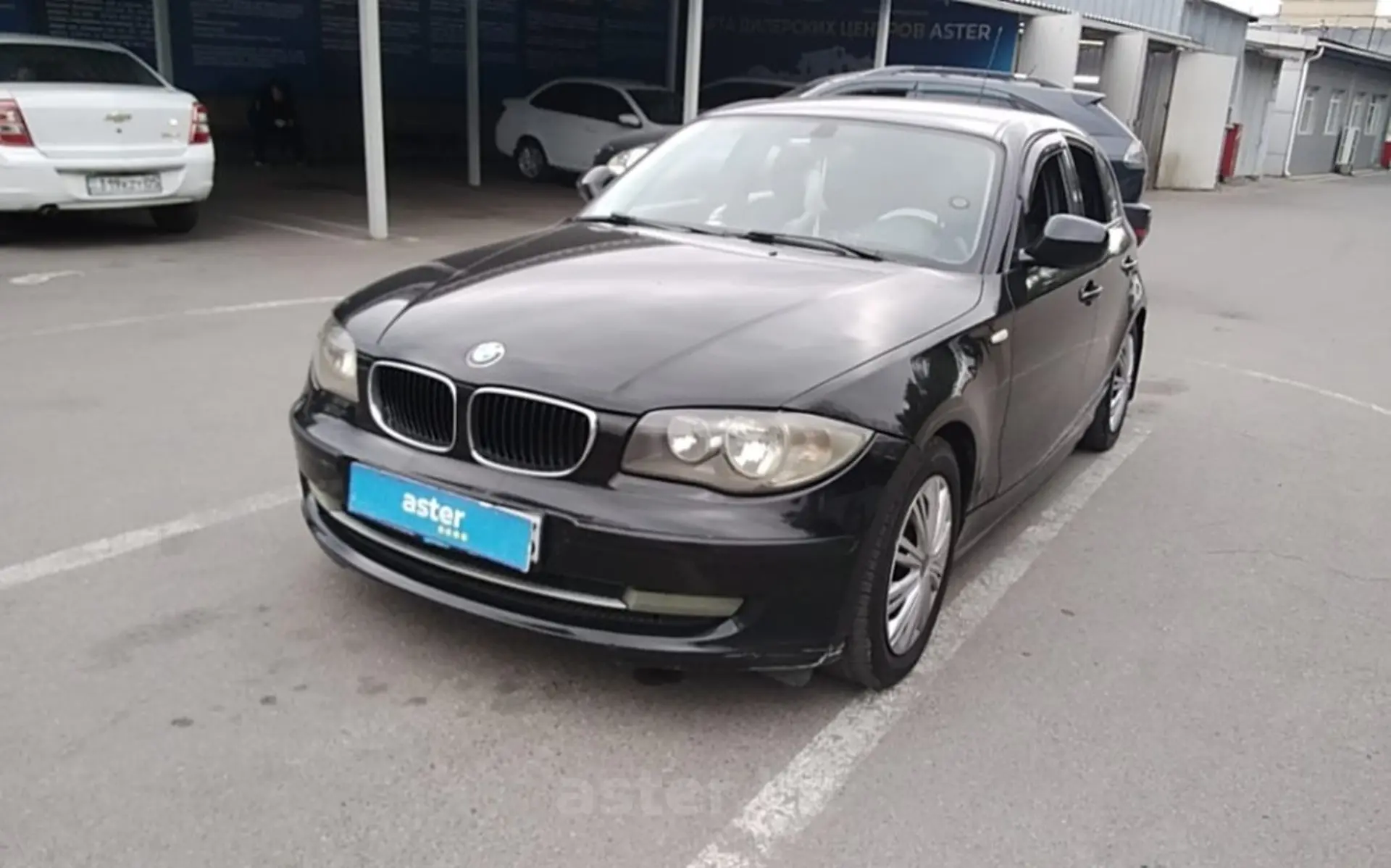 BMW 1 серии 2011