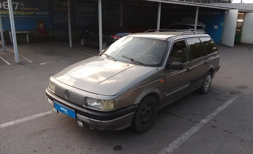 Volkswagen Passat 1989 года за 700 000 тг. в Алматы