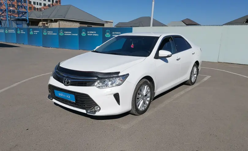 Toyota Camry 2015 года за 11 500 000 тг. в Шымкент