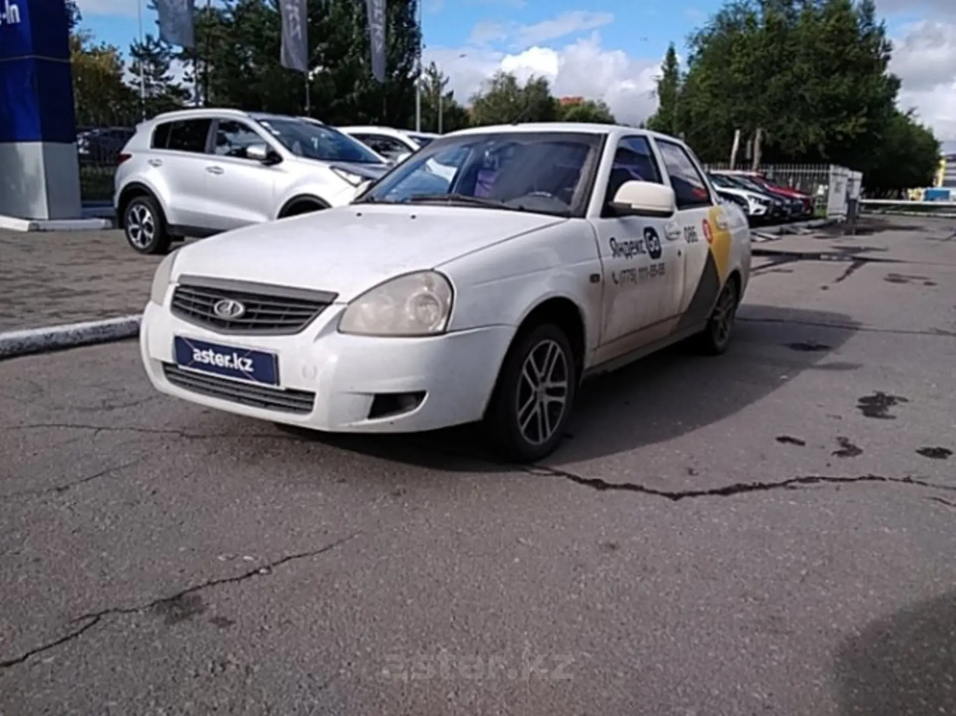 LADA (ВАЗ) Priora 2013