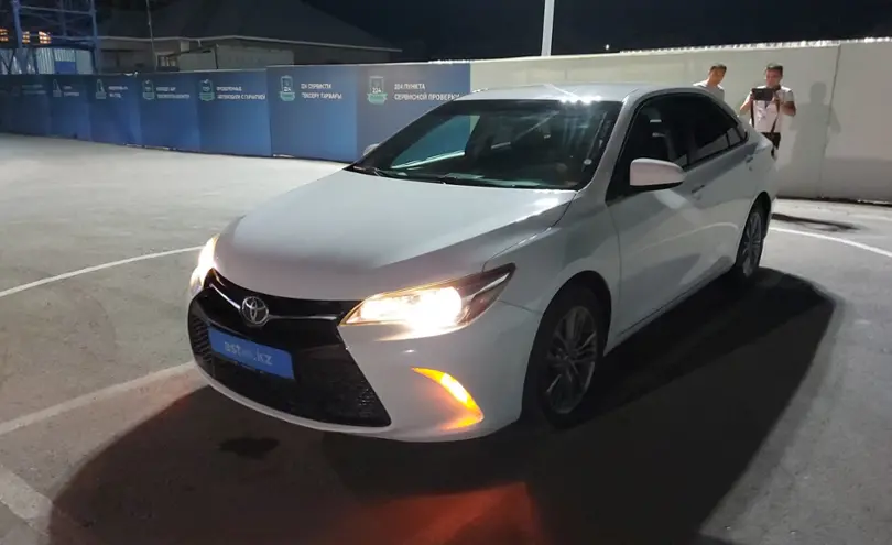 Toyota Camry 2016 года за 10 500 000 тг. в Шымкент