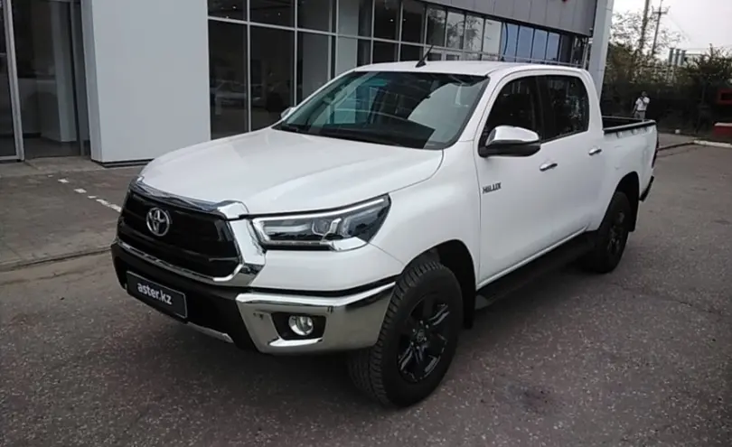 Toyota Hilux 2021 года за 24 000 000 тг. в Актобе