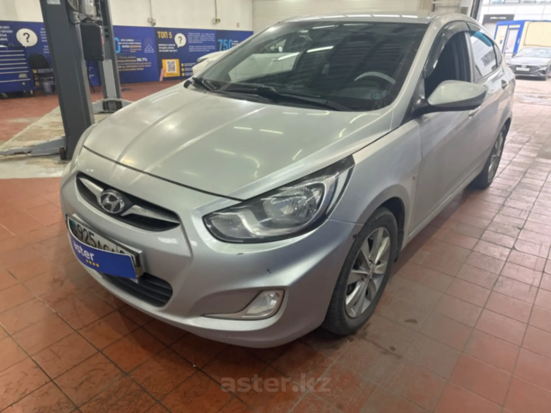 Hyundai Accent 2012