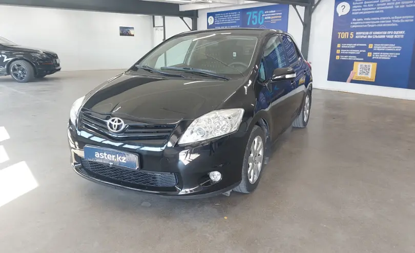 Toyota Auris 2012 года за 6 000 000 тг. в Астана