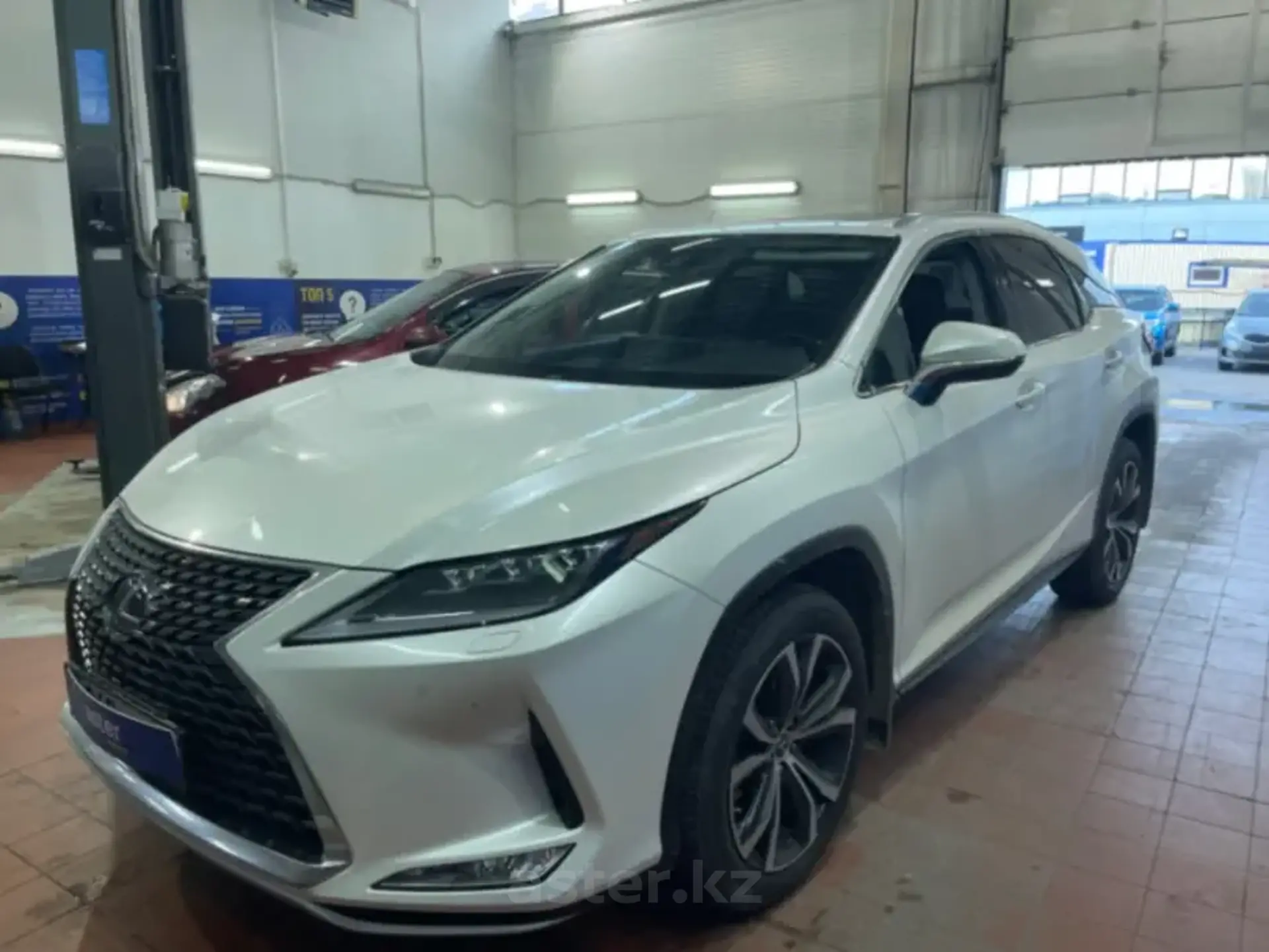 Lexus RX 2022