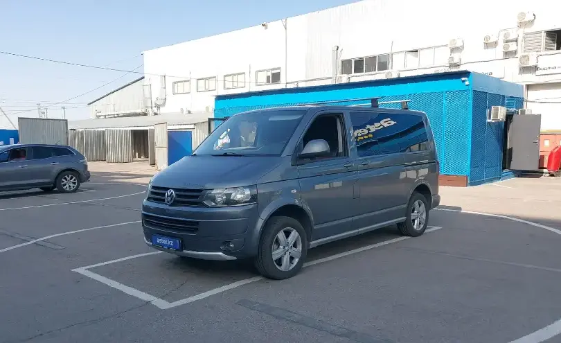 Volkswagen Multivan 2010 года за 13 000 000 тг. в Алматы