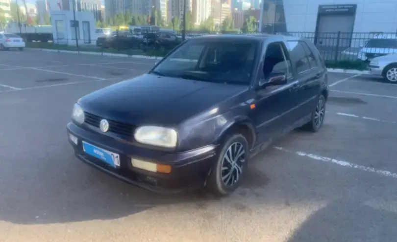 Volkswagen Golf 1993 года за 1 800 000 тг. в Астана