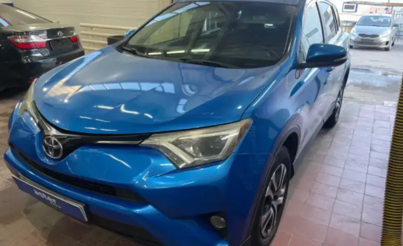 Toyota RAV4 2016 года за 10 000 000 тг. в Астана