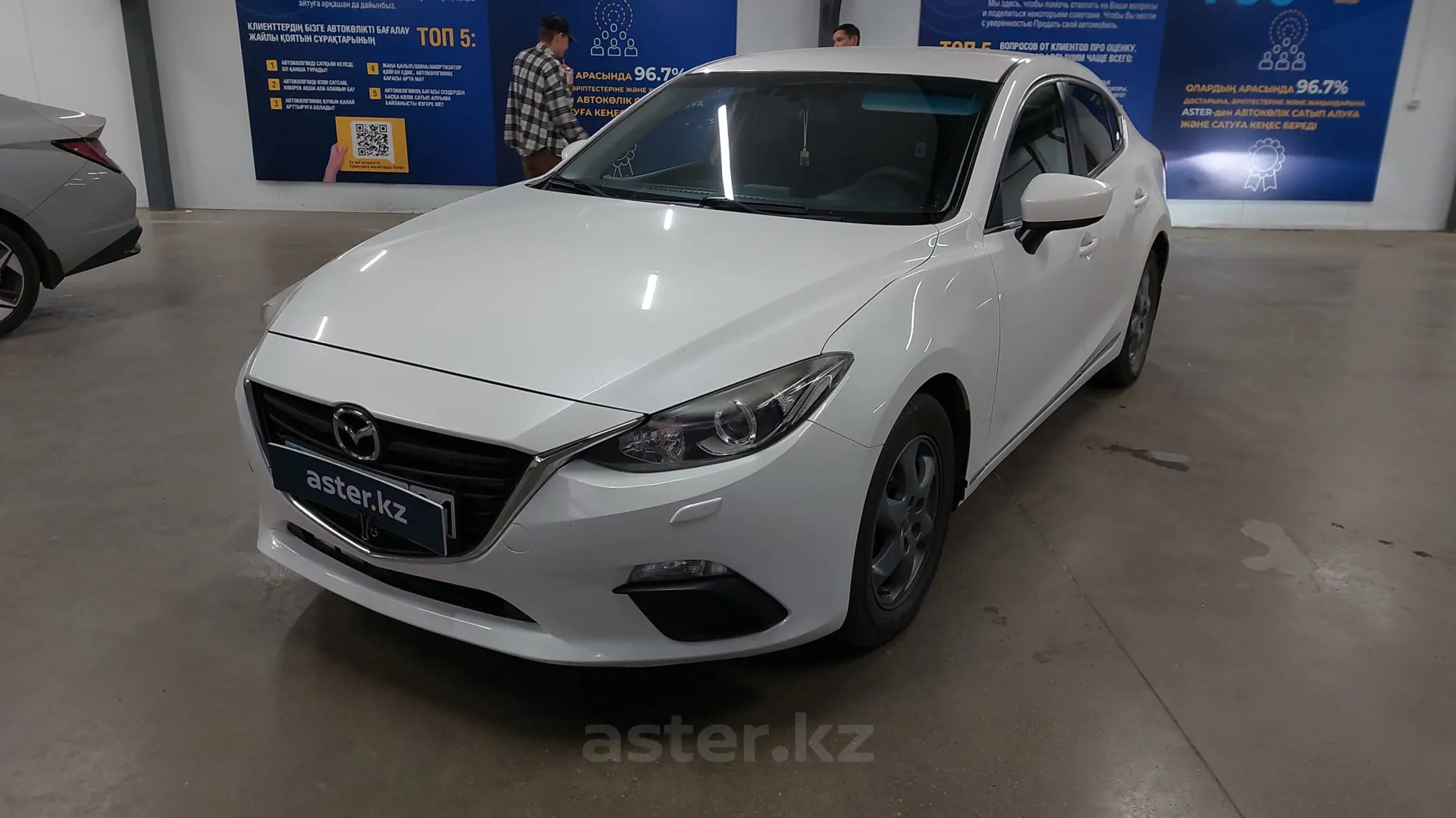 Mazda 3 2016