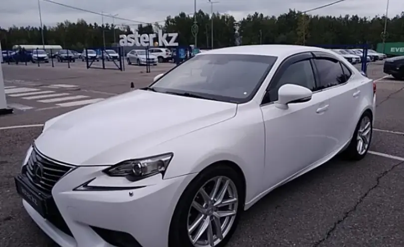 Lexus IS 2014 года за 11 500 000 тг. в Усть-Каменогорск