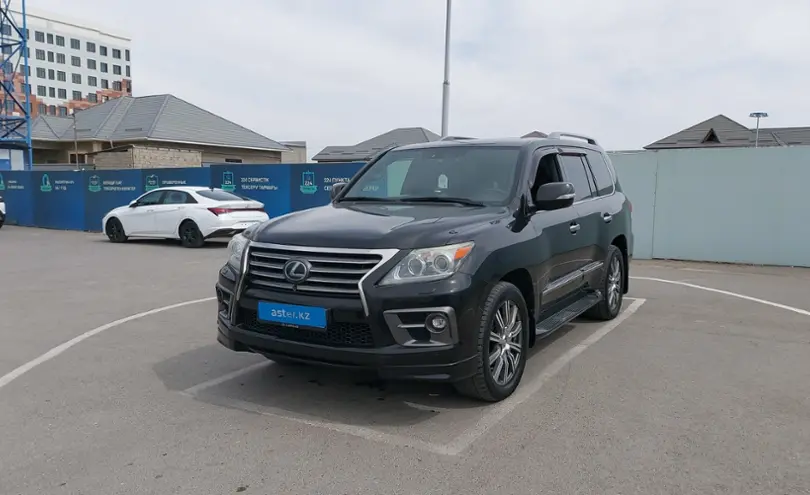 Lexus LX 2014 года за 30 000 000 тг. в Шымкент