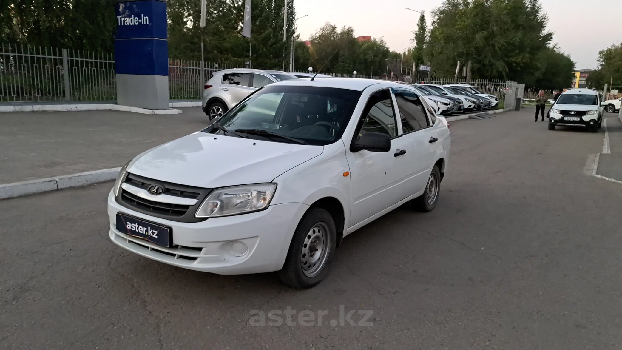 LADA (ВАЗ) Granta 2013