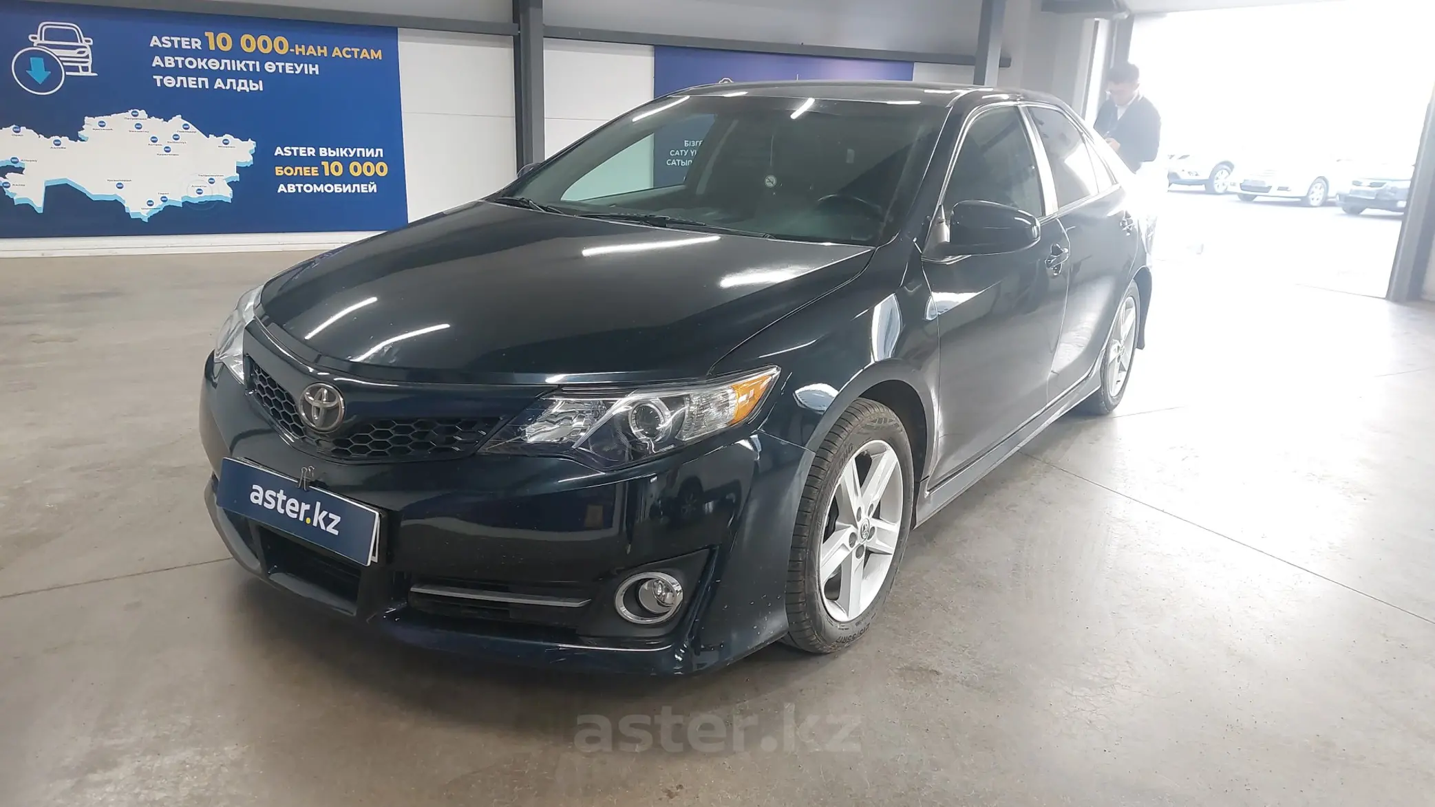 Toyota Camry 2014