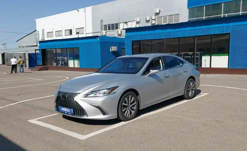 Lexus ES 2021 года за 20 000 000 тг. в Алматы