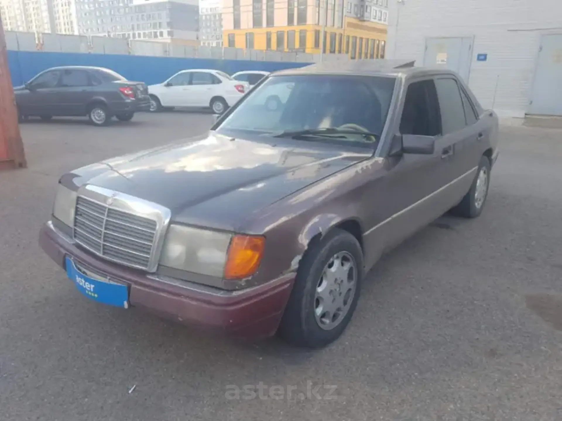 Mercedes-Benz W124 1990