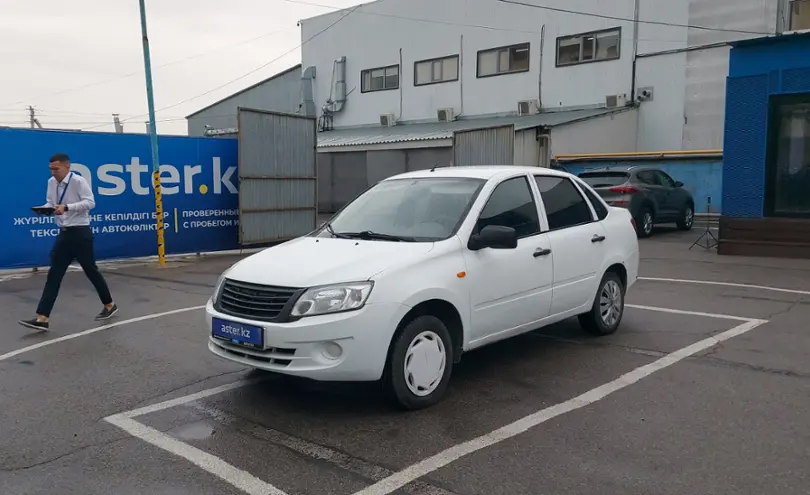 LADA (ВАЗ) Granta 2013 года за 2 000 000 тг. в Алматы