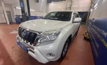 Toyota Land Cruiser Prado 2013 года за 15 500 000 тг. в Астана фото 1