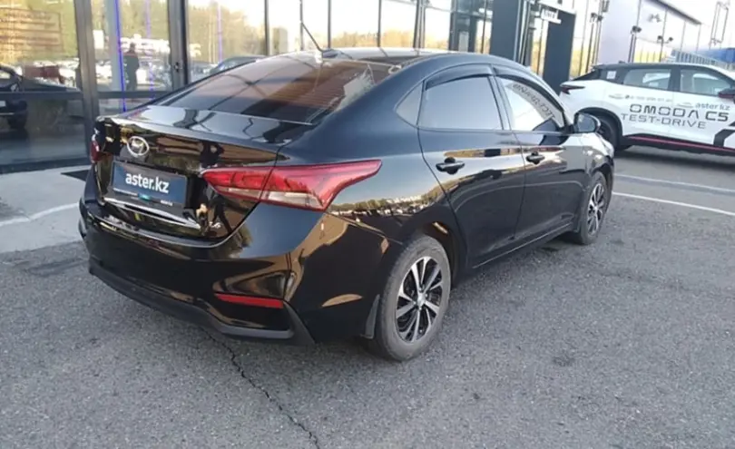 Hyundai Accent 2019 года за 7 000 000 тг. в Усть-Каменогорск фото 5