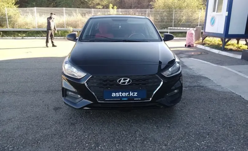 Hyundai Accent 2019 года за 7 000 000 тг. в Усть-Каменогорск фото 2