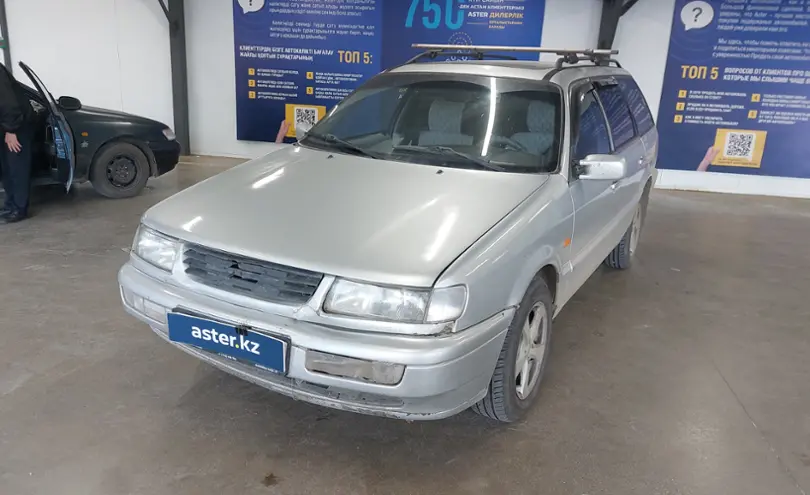 Volkswagen Passat 1995 года за 1 350 000 тг. в Астана