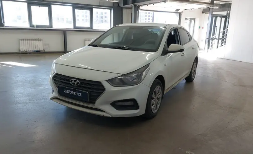 Hyundai Solaris 2019 года за 6 500 000 тг. в Астана