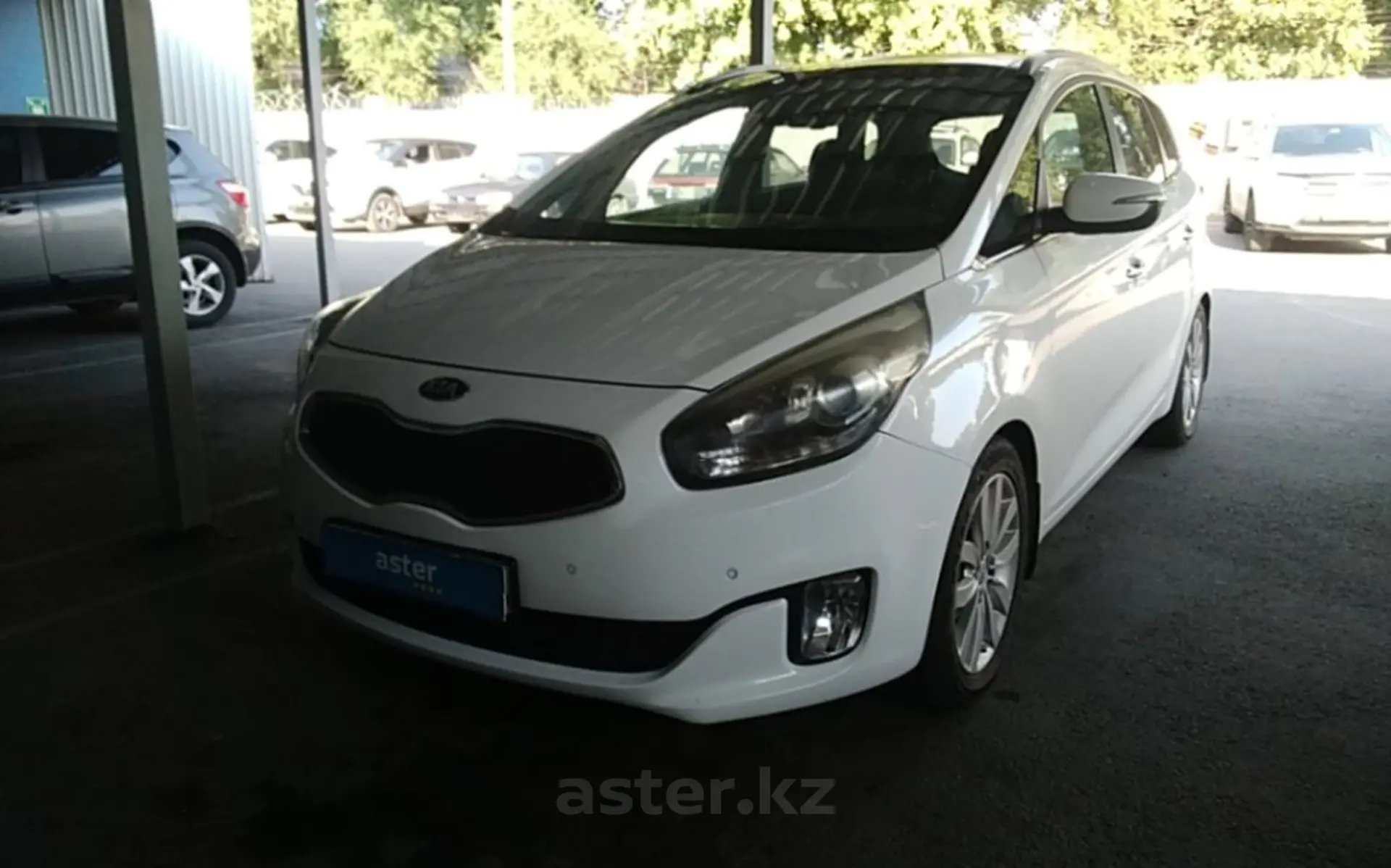 Kia Carens 2014