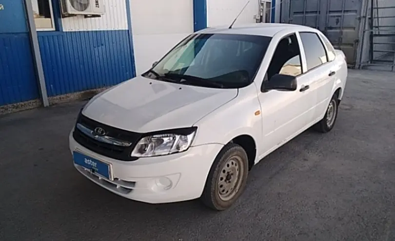 LADA (ВАЗ) Granta 2013 года за 2 000 000 тг. в Атырау