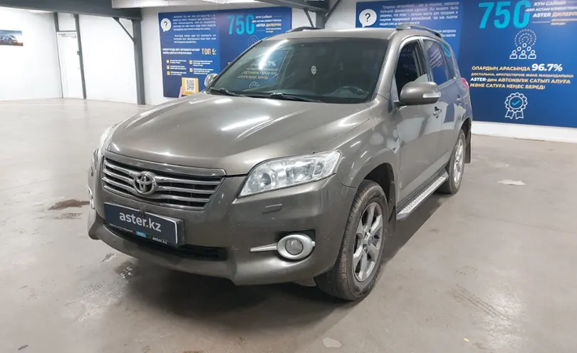 Toyota RAV4 2010 года за 8 000 000 тг. в Астана