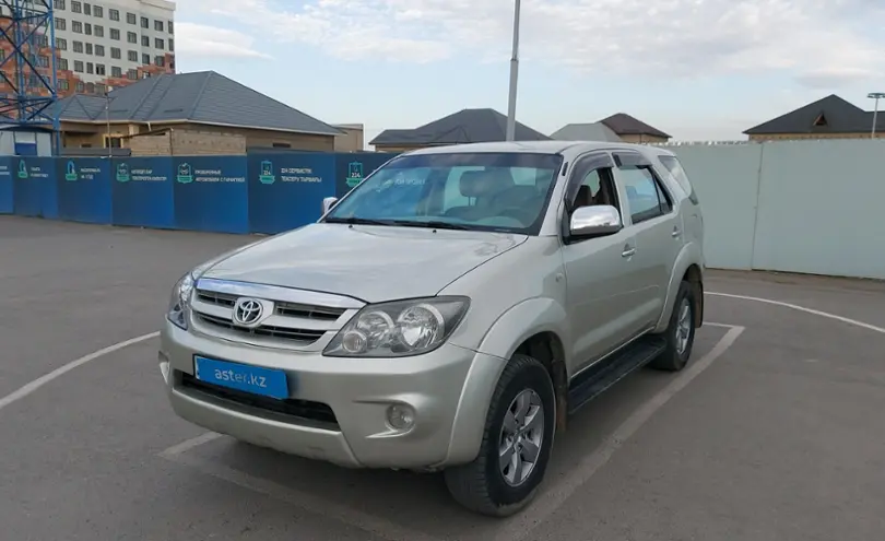 Toyota Fortuner 2007 года за 9 000 000 тг. в Шымкент