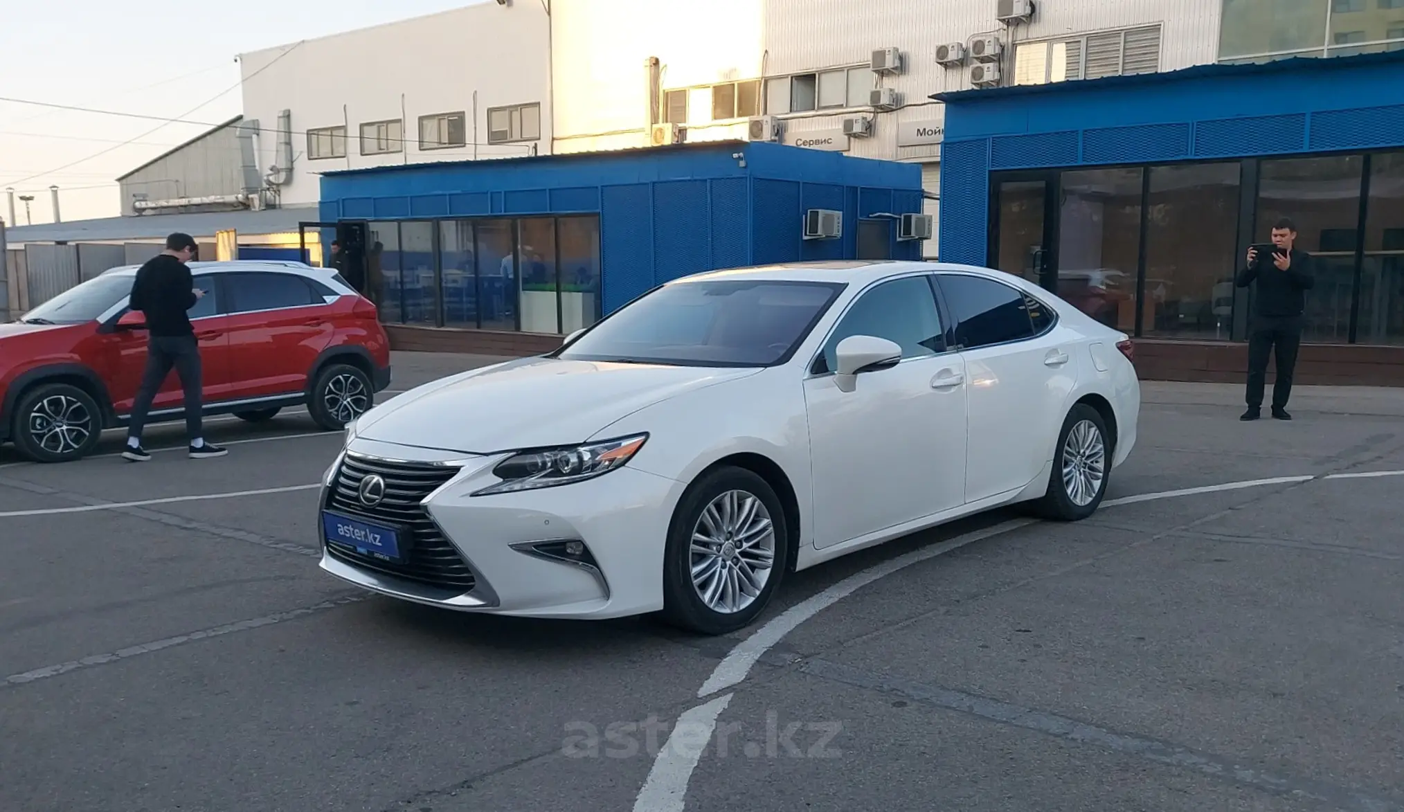 Lexus ES 2016