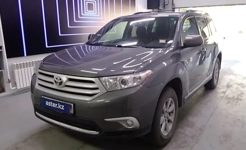 Toyota Highlander 2013 года за 13 000 000 тг. в Павлодар