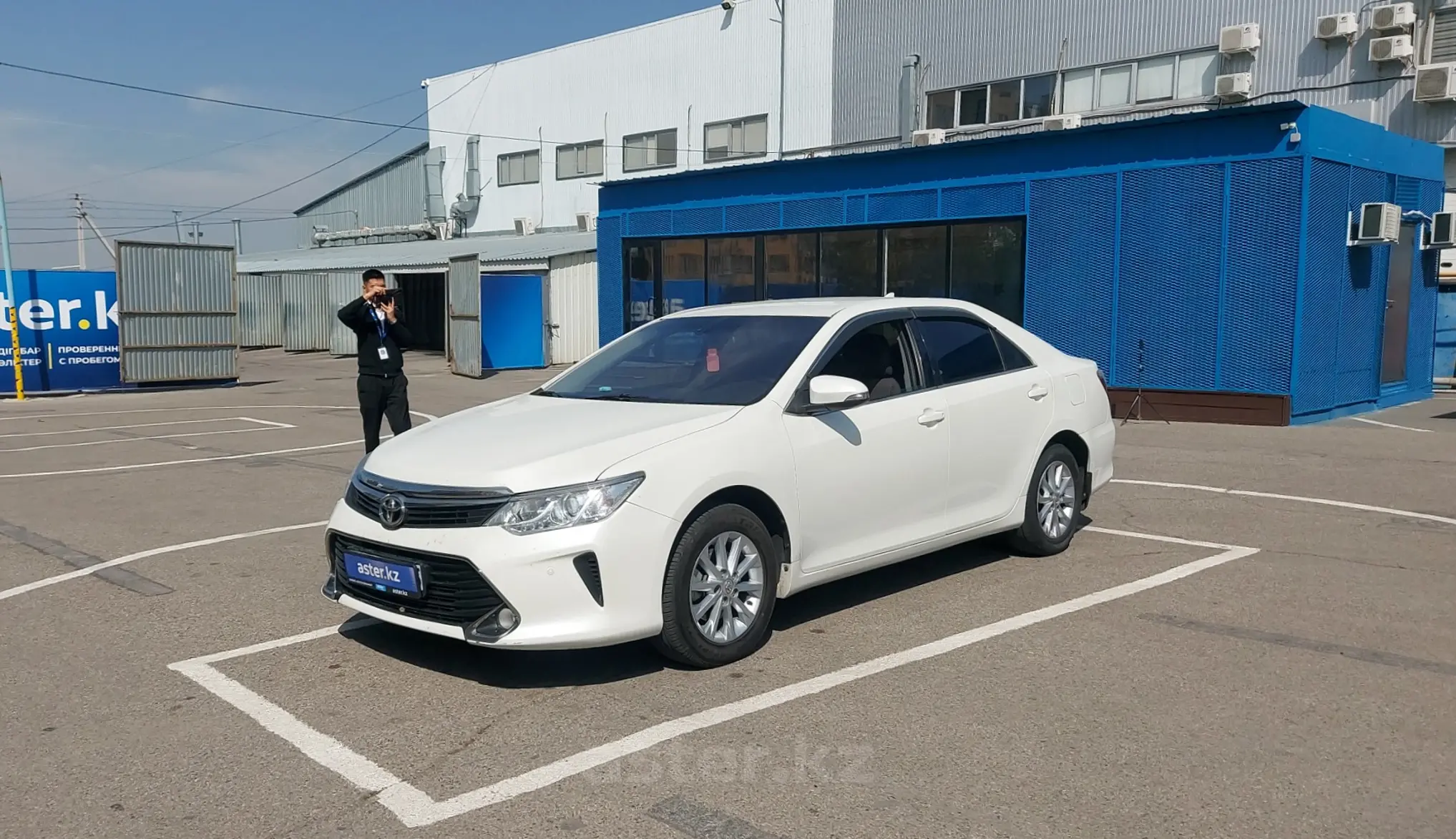 Toyota Camry 2017