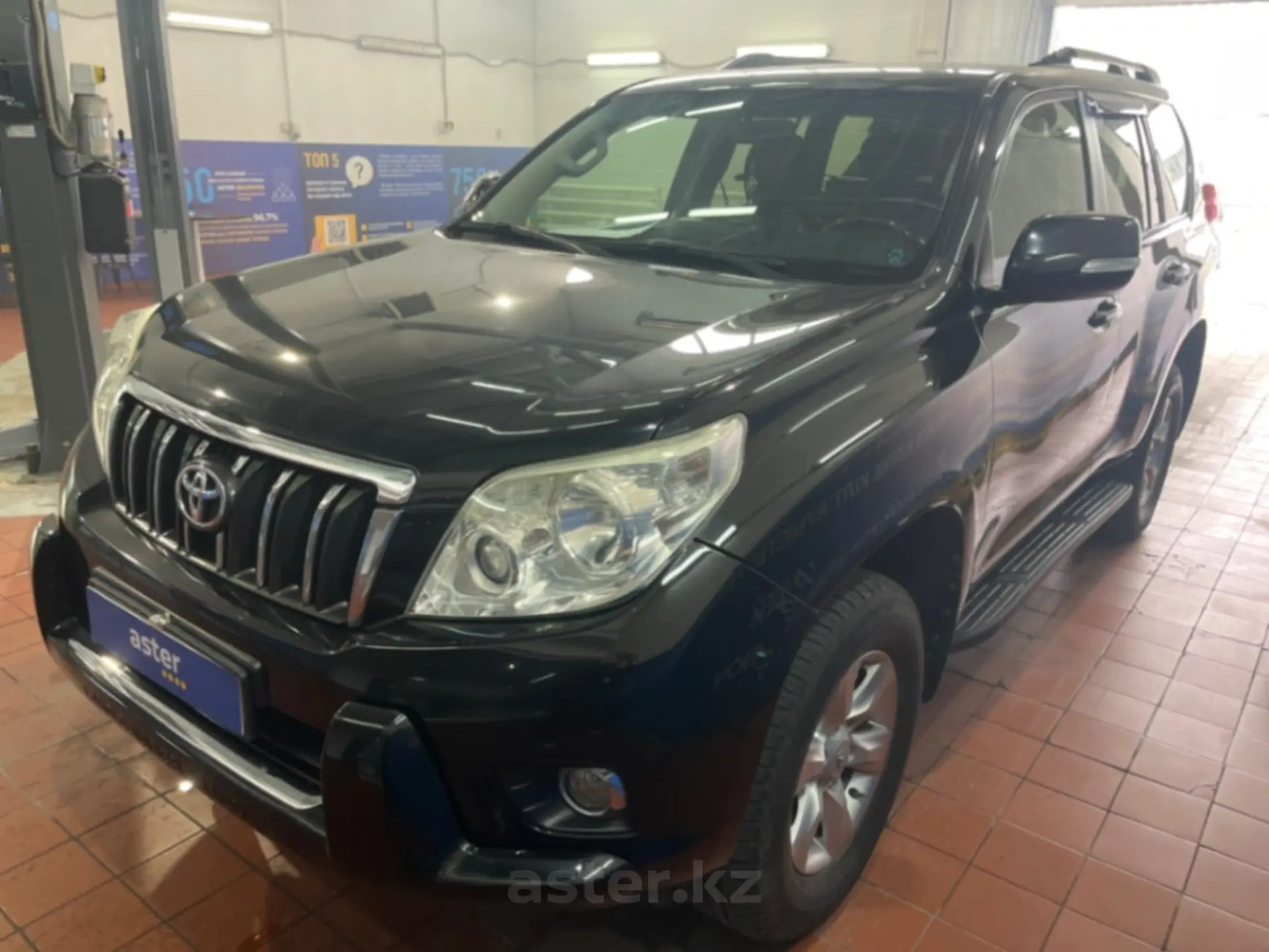 Toyota Land Cruiser Prado 2010