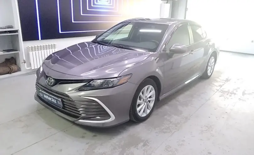 Toyota Camry 2022 года за 13 000 000 тг. в Павлодар