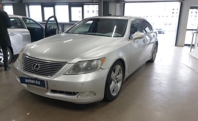 Lexus LS 2007 года за 8 000 000 тг. в Астана