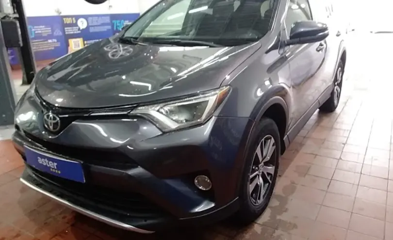 Toyota RAV4 2018 года за 12 000 000 тг. в Астана