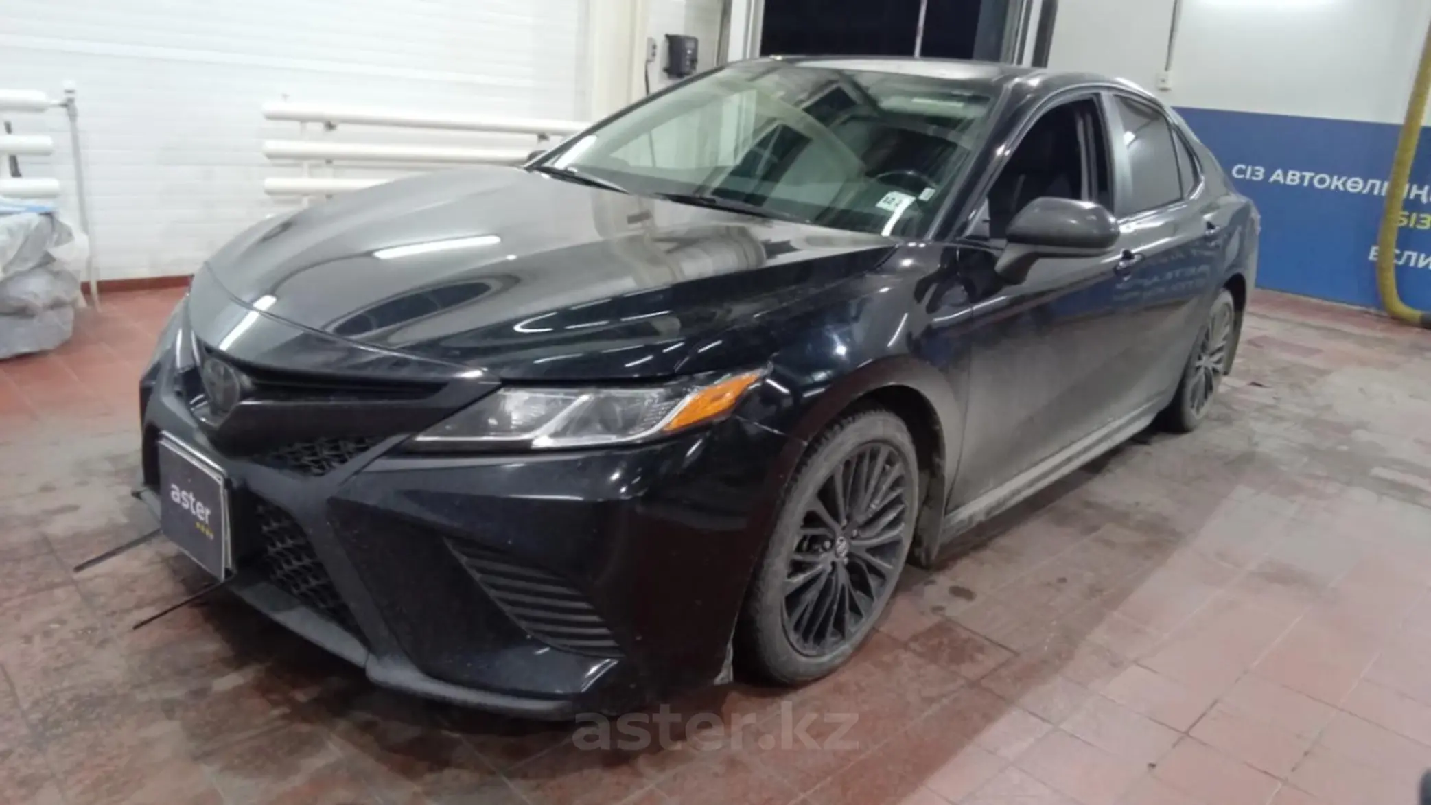 Toyota Camry 2019